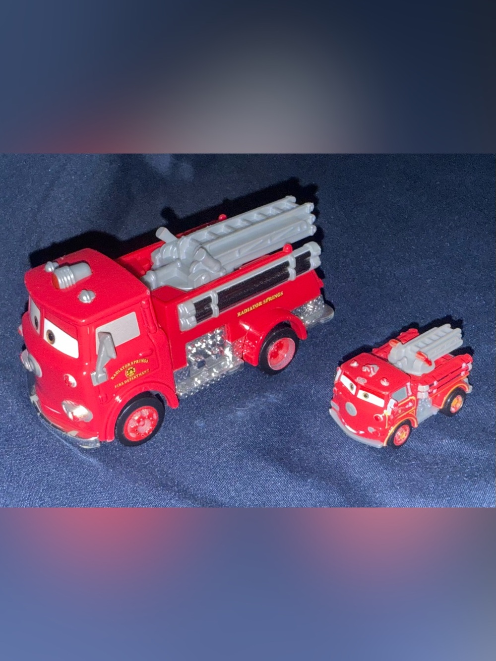 Disney Cars Die Cast Regular & Mini Red